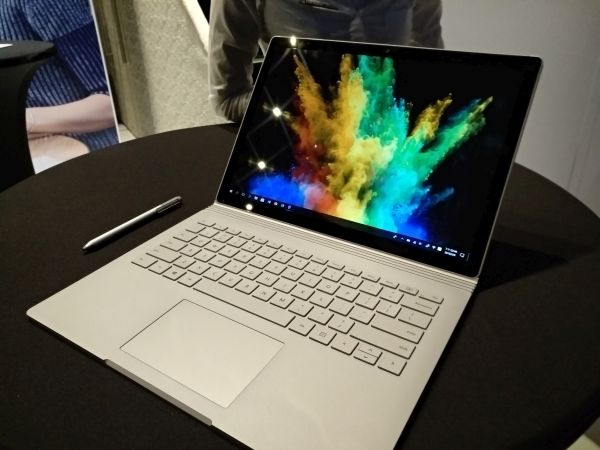 Microsoft surface book 2 i7 clearance 256gb