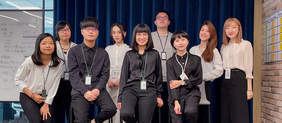 圖為國泰世華銀行資訊策略發展部UXD團隊成員