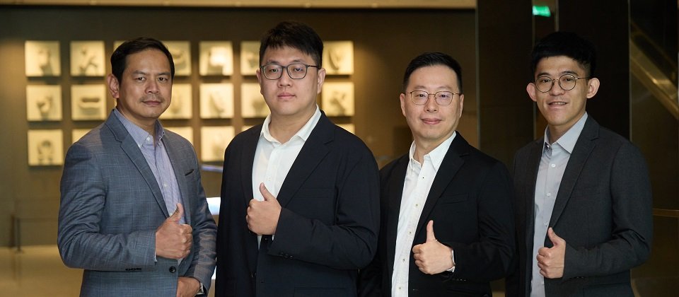雲力橘子技術開發二部資深經理蔡昆達、雲力橘子資訊安全部主任李俊廷、OpenText資深技術顧問李建宏、雲力橘子技術開發二部資安顧問林秉正