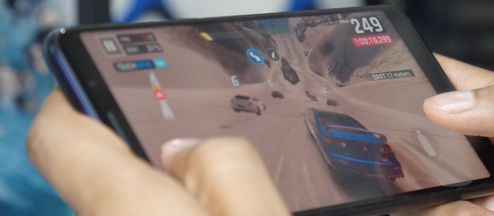 示意圖,圖片來源/https://www.pexels.com/photo/game-mobile-mobile-gaming-racing-2466540/