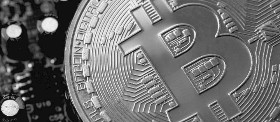 Photo by Onov3056 on https://commons.wikimedia.org/wiki/File:Bitcoin_.jpg (CC BY-SA 4.0)