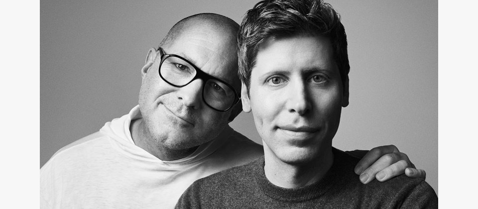 OpenAI收購由蘋果前首席設計師Jony Ive(圖左)成立的AI裝置新創公司io,根據華爾街日報的報導,OpenAI執行長Sam Altman(圖右)已對員工預覽他與Jony Ive共同開發的AI裝置,預計明年下半發表。(圖片來源/OpenAI)