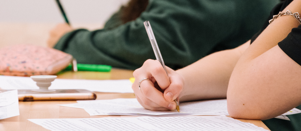 用演算法替高中生打分数被控歧视,英国改为人工计分 | ithome