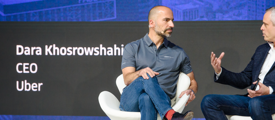 Uber執行長Dara Khosrowshahi宣布他們正在打造一個能整合叫車、外送、交通工具共享、未來各類新服務的作業系統,以全方位滿足人們日常生活所需。圖片來源:Uber(https://www.uber.com/zh-TW/newsroom/media-assets/uber-elevate/)