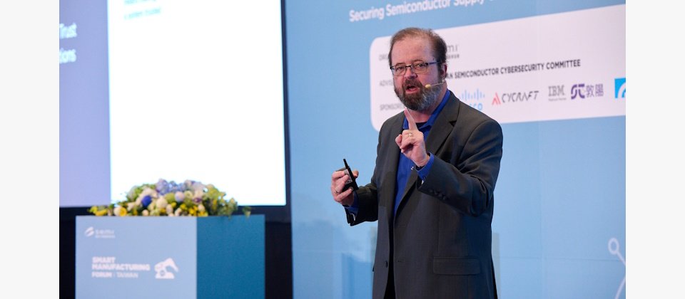 John Kindervag是全球第一個提出零信任架構的資安專家,被譽為零信任之父,日前訪臺時,暢談企業導入零信任架構的五步驟。(圖片來源/SEMI)