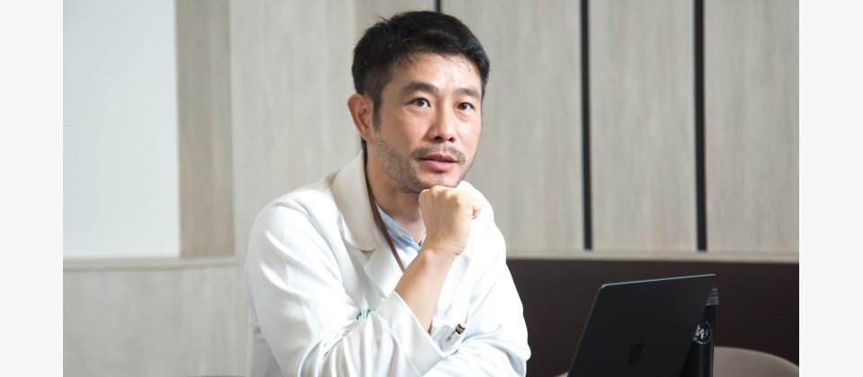奇美醫院實證醫學暨醫療政策中心主任廖家德,是奇美醫院生成式AI高度融入日常作業,讓醫護直言「再也回不去了」的靈魂人物,最愛問醫護「你最討厭、最痛恨做什麼事?」