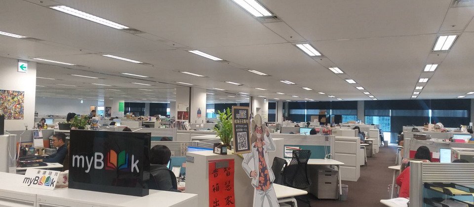 截至10日為止,台哥大已有超過半數,多達1千名員工,配合分散地點辦公