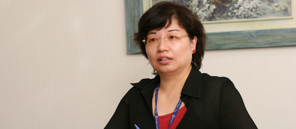 佳醫集團財務長高省表示:「如果企業現在只有套裝ERP軟體,也沒很多報表的話,建置儀表板的前置作業會很長。」