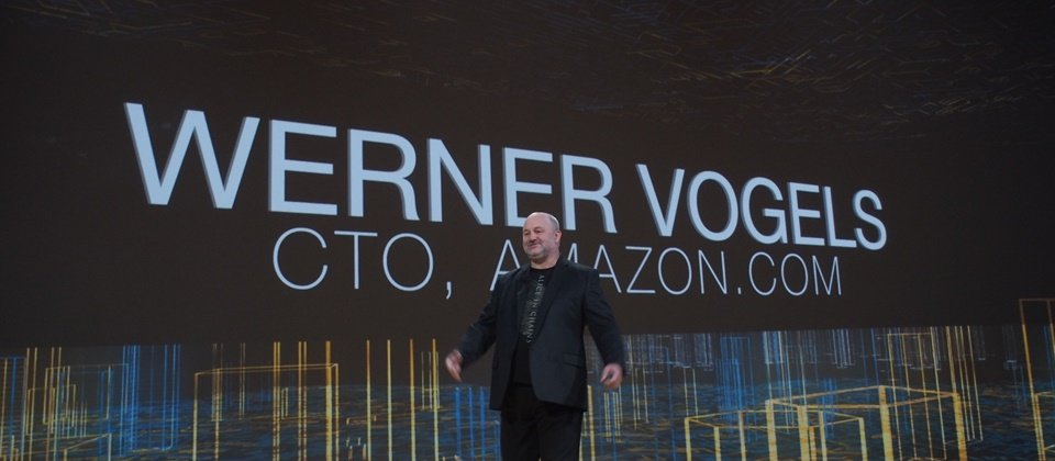 AWS第四屆re:Invent年會第二天由Amazon技術長Werner Vogels揭開序幕,接連發表了多項與開發者息息相關新產品,四大亮點是2TB超大記憶體的EC2新VM規格X1、Container支援新增更多管理機制、Lambda事件驅動型運算服務新增Python支援,以及Amazon自家的IoT平臺終於亮相。