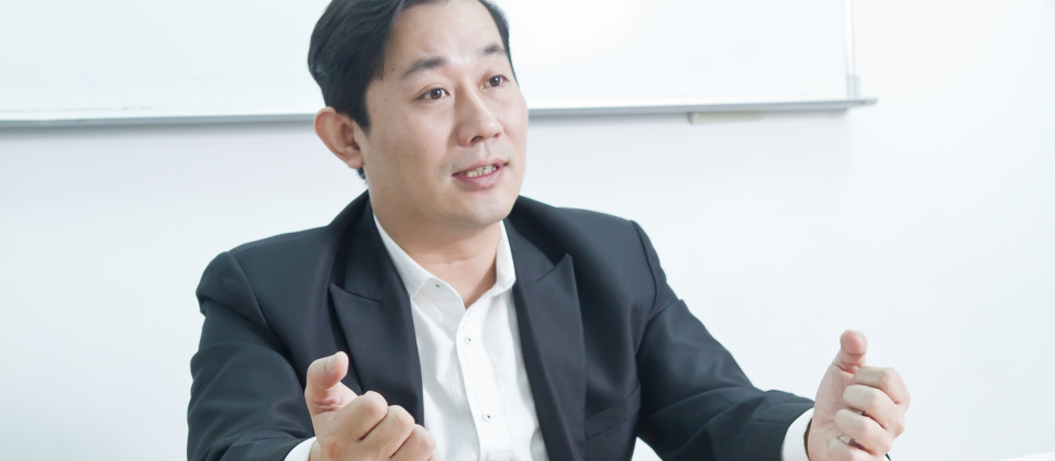 臺灣要順利發展FinTech,銀行要能放開心胸,跟新創公司暢談想法,一起解決傳統問題,甚至激發出新興業務。國外大家熱衷於分享,不管是銀行CEO、CIO或銀行其他部門的人都樂於分享,也願意談銀行自己面臨的問題,但亞洲地區的人容易認為這是商業機密,也不願花時間改變。──蓋特資訊創辦人兼執行長 向可喜(圖片來源/iThome)