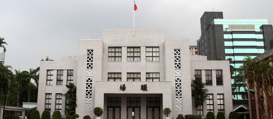 立法院在本周進行法案大清倉,包括通過「國家資通安全科技中心設置條例」和個資法修法,都是重要的資安事件。