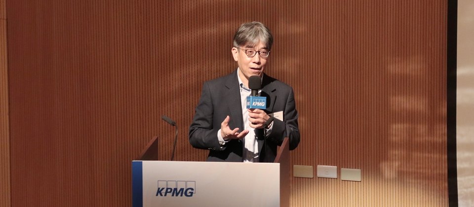 LINE Bank籌備處執行長黃以孟,在一場國際金融犯罪防制研討會上,揭露了LINE純網銀的整合式金融犯罪防範平臺架構。