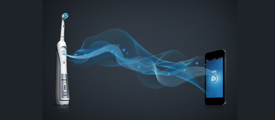 Oral-B SmartSeries 7000售價為220美元,全球上市時程在今年6月,預計於5月釋出支援iOS的行動程式,8月釋出支援Android的程式。