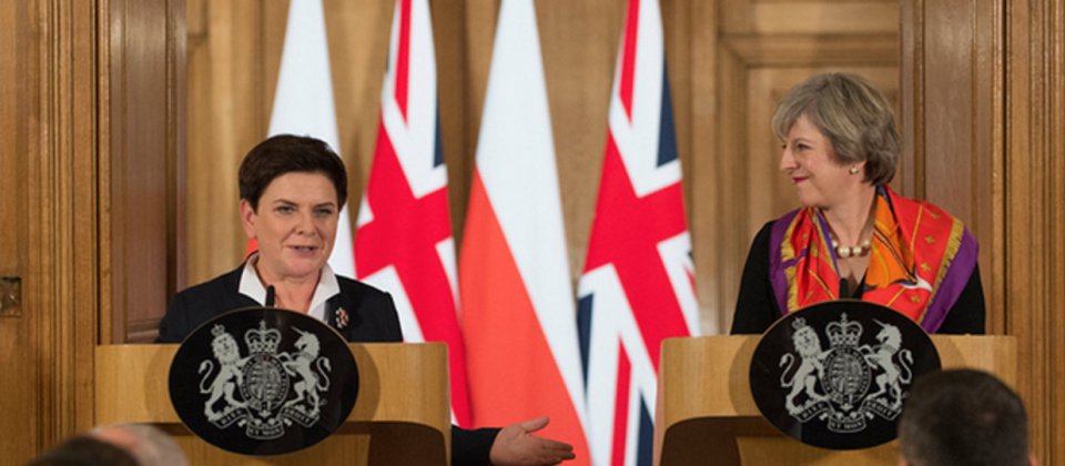 英國首相Theresa May(右)。示意圖,與新聞事件無關。