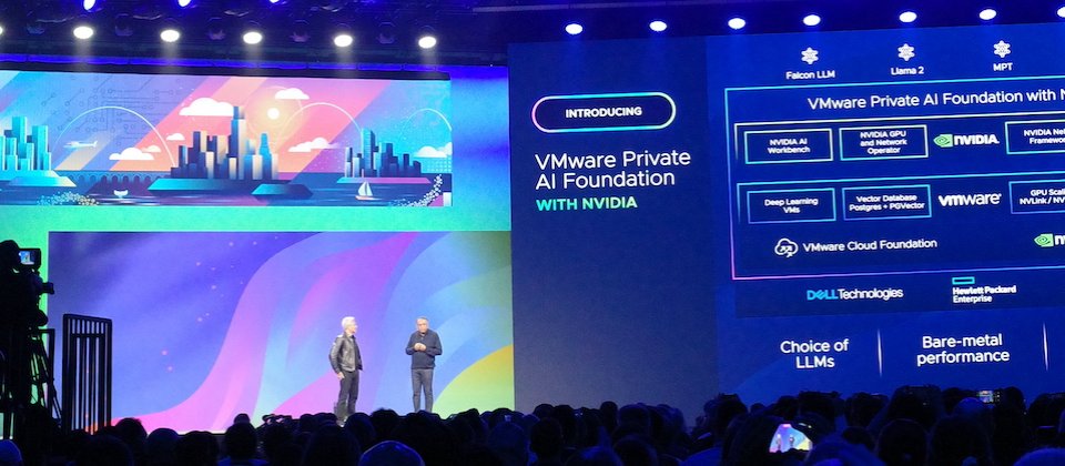 VMware同一天還介紹了名為VMware Private AI Foundation with Nvidia的一站式生成式AI平臺,可以提供離線的部署方案,VMware更找來了Nvidia執行長黃仁勳站臺,象徵兩家公司未來在生成式AI領域將有更緊密合作。