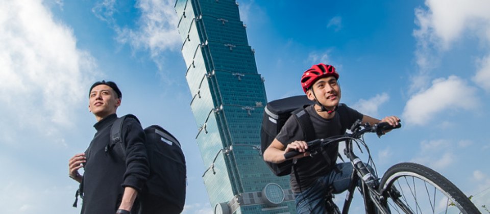 UberEATS上路第一天即遭交通部加強取締。