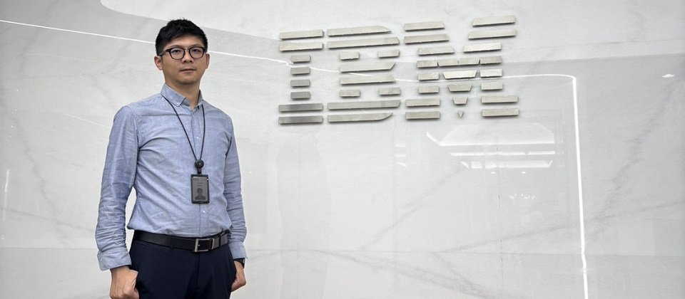 IBM 科技事業部系統與儲存事業處技術顧問 鍾凱竹