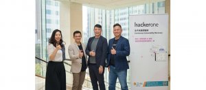 (左至右) Grace Cheng 鄭舒涵, HackerOne Channel Manager、Kelvin Teh, HackerOne Snr. Customer Success Manager、Alex Chen陳德昌, 奧登資訊 總經理、Sam Yen, HackerOne Regional Sales Director (APAC)