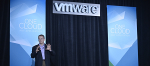 VMware正式推出vSphere 6，執行長Pat Gelsinger強調One Cloud, Any Applcation的IT願景